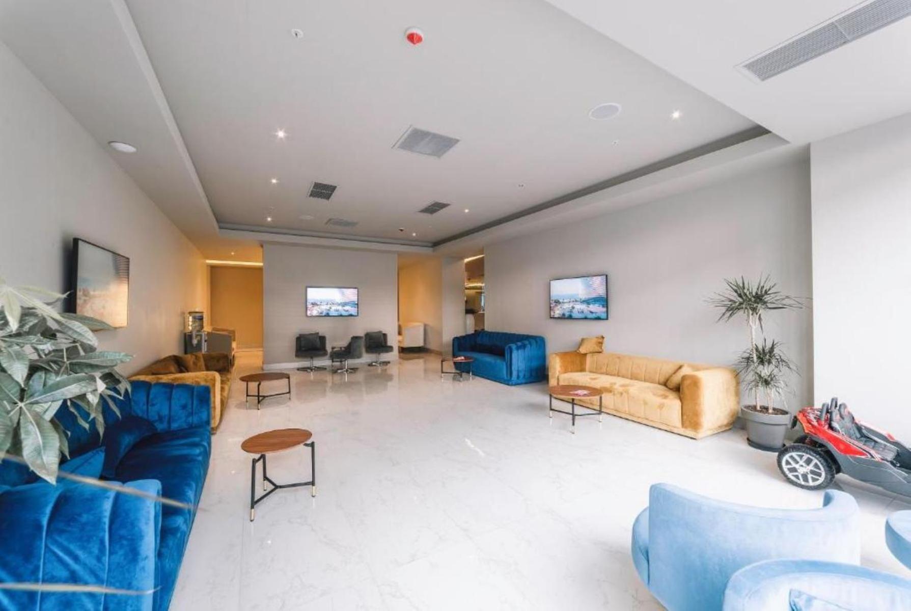 Orbi City Hotel With Sea View Батуми Екстериор снимка