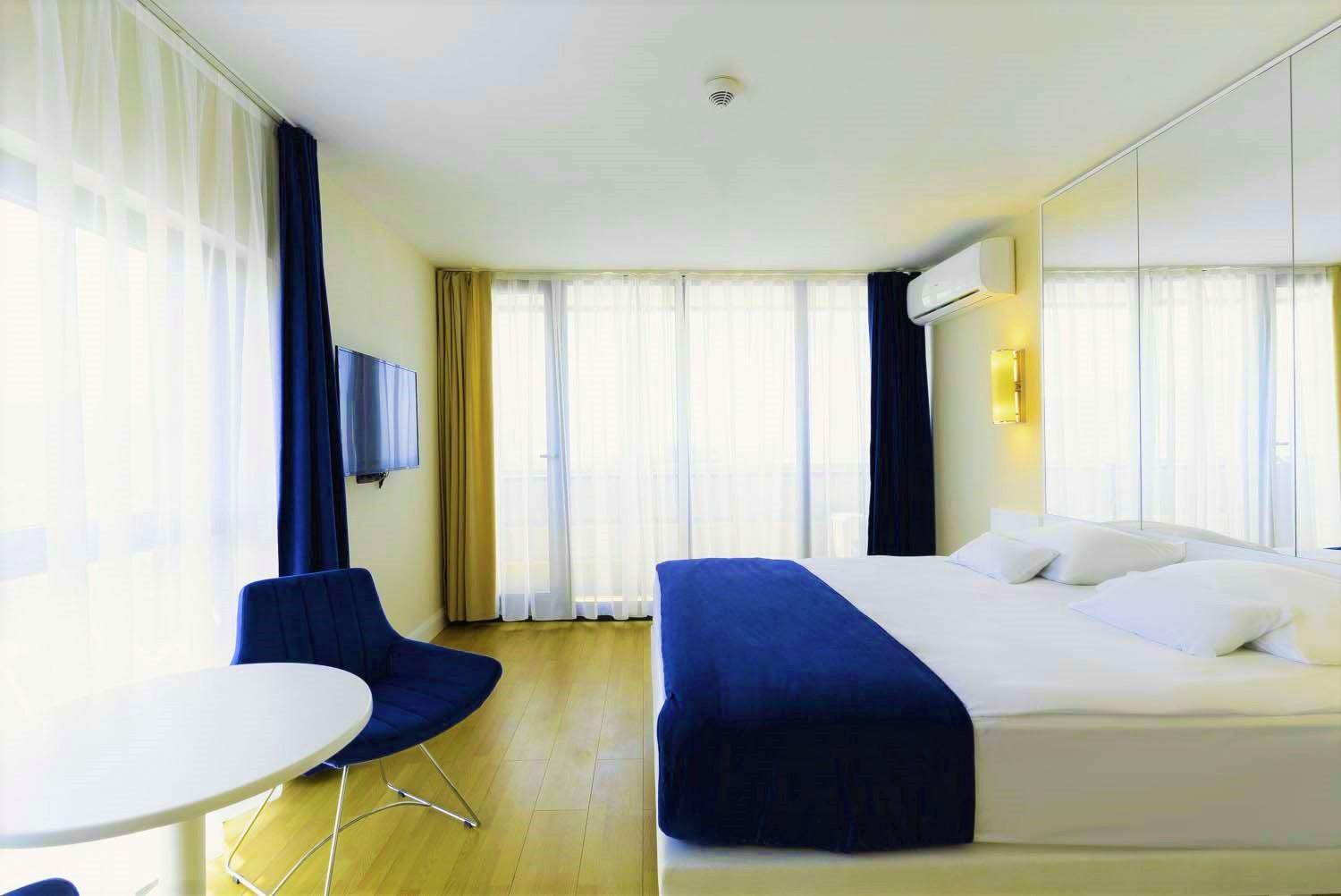 Orbi City Hotel With Sea View Батуми Екстериор снимка