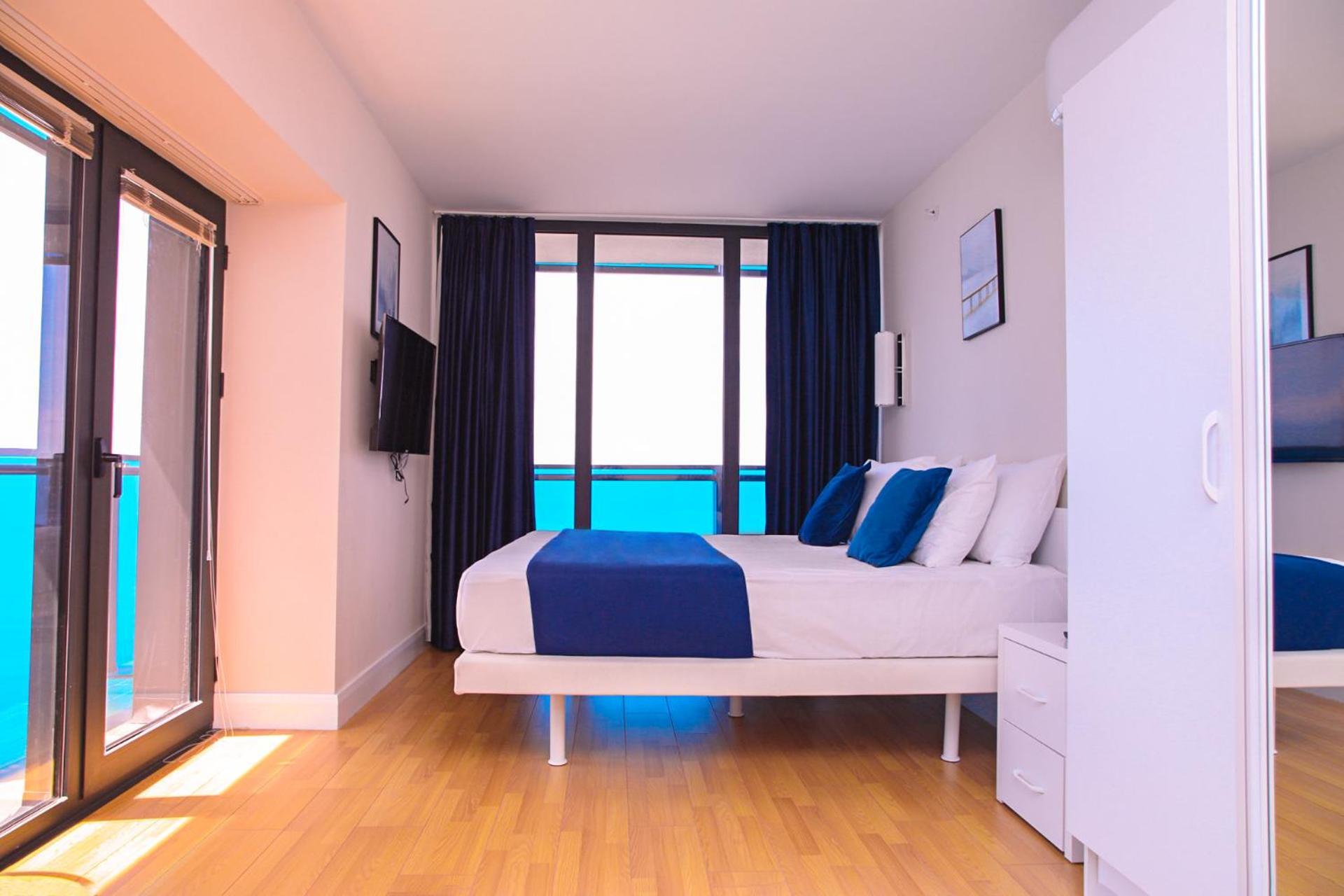 Orbi City Hotel With Sea View Батуми Екстериор снимка