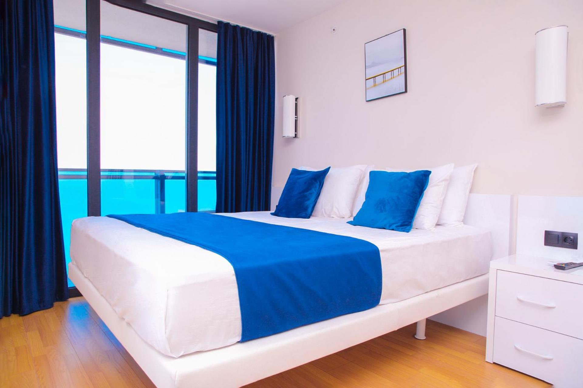 Orbi City Hotel With Sea View Батуми Екстериор снимка