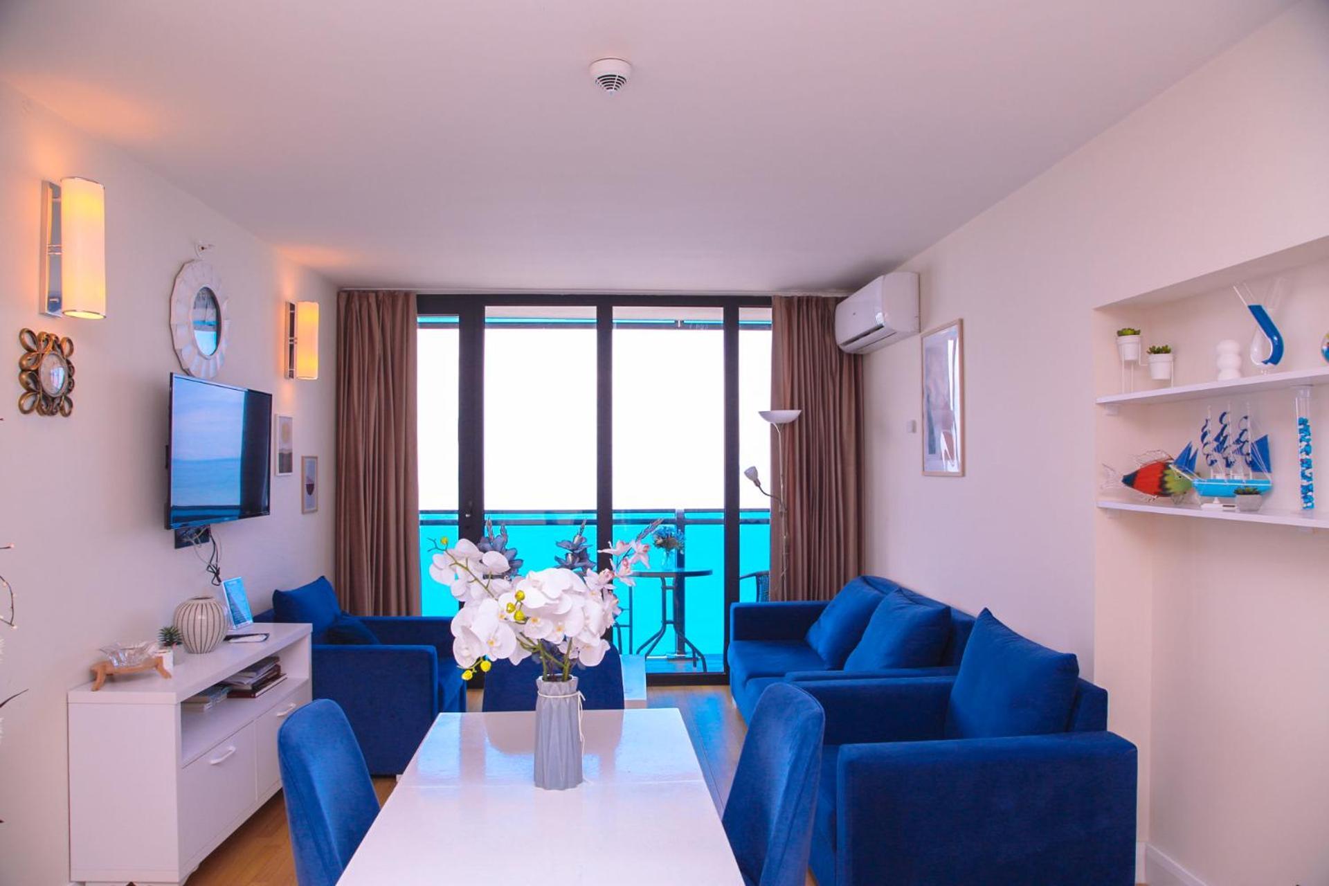 Orbi City Hotel With Sea View Батуми Екстериор снимка
